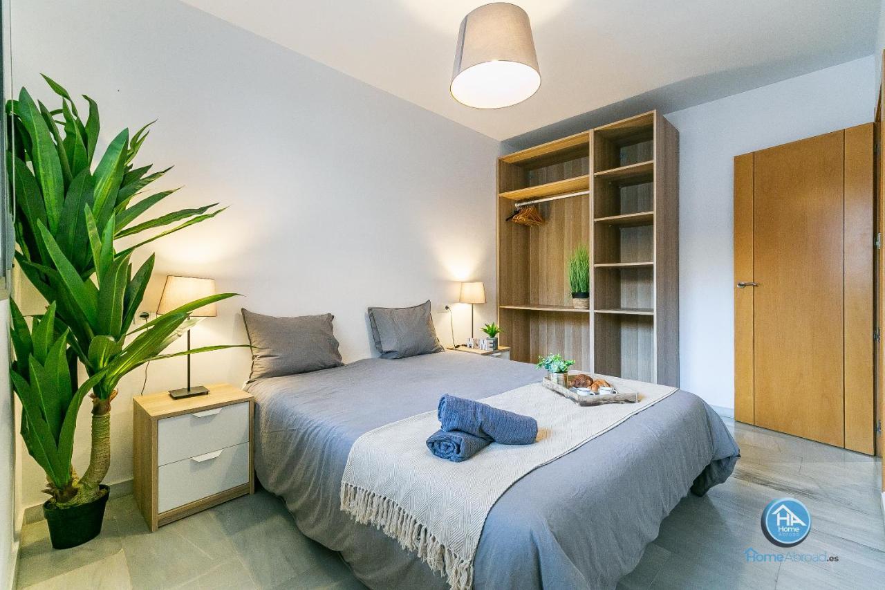 Malaga Boutique Stay - Carlos Haya Area With Parking Екстер'єр фото