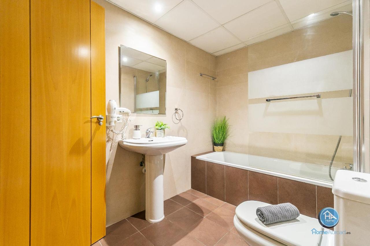 Malaga Boutique Stay - Carlos Haya Area With Parking Екстер'єр фото